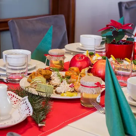 Centrum Sportu Rekord 3*