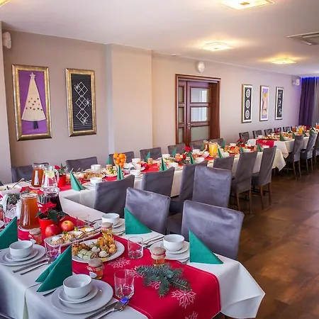 Centrum Sportu Rekord Resort 3*