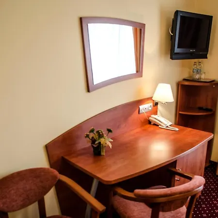 Üdülőközpont Centrum Sportu Rekord 3*